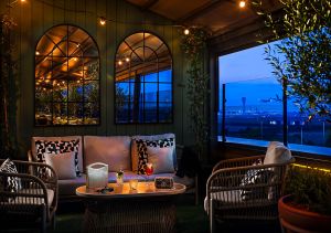Runway 28 Rooftop Restaurant & Bar